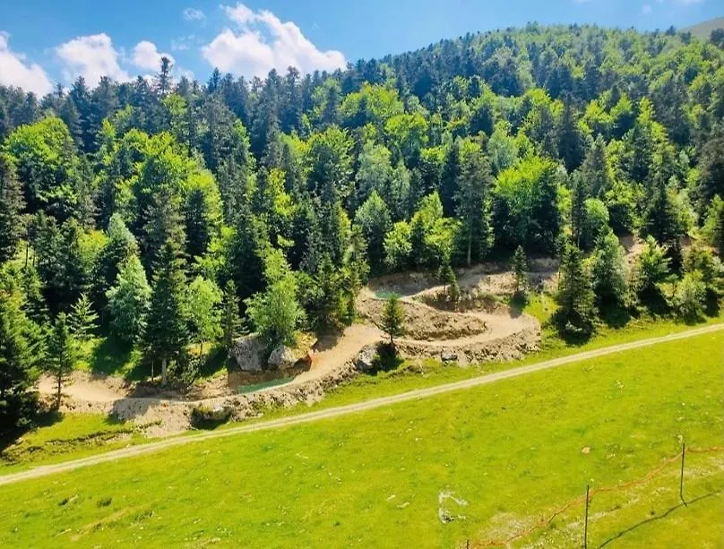 Appartement 4 A 5 Personnes Au Pied Des Pistes Genos 0*,  France